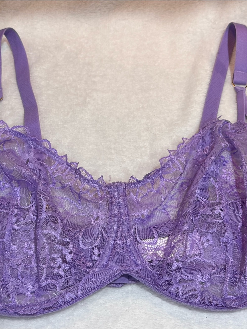 Sheer Lace Underwire Bra in Lavender Purple